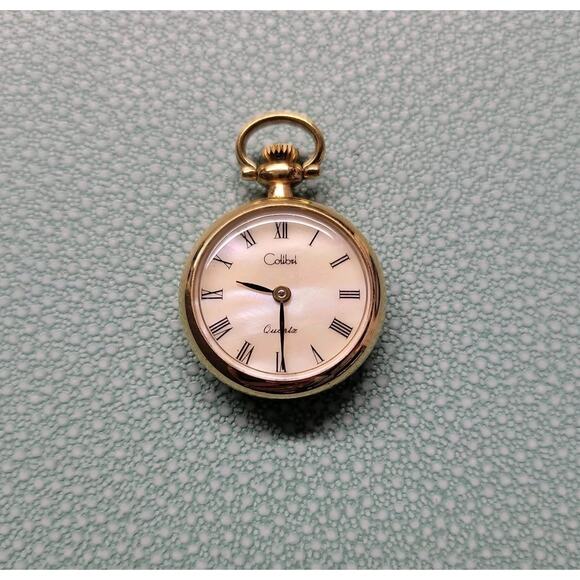 Vintage Colibri Pocket Pendant Quartz Watch Swiss Mother of Pearl - Picture 2 of 4
